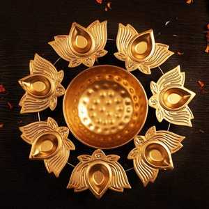 Artisanat Métallique Haut de Gamme : Urli Artisanal Plaqué Or Antique Léger pour Décoration Maison et Jardin (Vente en Gros) - Product Image 1