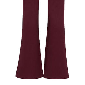 Nouveauté : Pantalons de survêtement évasés pour femmes, de haute qualité, impression personnalisée, respirants, couleur bordeaux. - Product Image 4