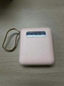 Batería Externa de 10000mAh de Polímero de Litio con Cables Integrados, Puertos USB-C y USB para Cargar Teléfonos Inteligentes y Auriculares, Ideal para Regalos - Product Image 5
