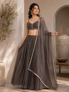 Collection Spéciale Festival Ethnique Navaratri 2026 pour Femmes – Robe Longue Réversible Extensible Infroissable Séchage Rapide Coupe Classique - Product Image 1