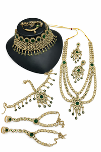 Parure de mariée ethnique de haute qualité en zircon plaqué or, comprenant collier ras-du-cou, boucles d'oreilles et Maang Tikka, pour mariage et fête - Product Image 2