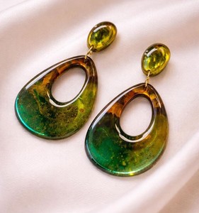 Best Quality Resin Hoops Earring For Gift Event Festive Glossy Finished Fashion Statement Acrylic Jewelry Boho Resin <b>Accessory</b> - Product Image 6