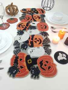 Calabazas de Halloween hechas a mano y corredor con cuentas de araña - Product Image 3
