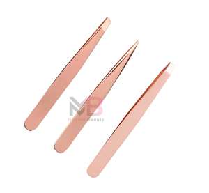 Pinzas de Cejas de Acero Inoxidable de Calidad Profesional, Personalizadas, Chapadas en Oro Rosa con Puntas Inclinadas para Uso Estético de Lujo - Product Image 2