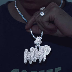 จี้สร้อยคอ MVP แบบ Iced Out ชุบเงิน โลหะผสมประดับเพชรเทียม ตัวอักษรแบบมีเสน่ห์ สไตล์ฮิปฮอป เครื่องประดับผู้ชาย ของขวัญ - Product Image 3