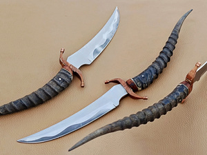 มีดล่าสัตว์ Deer Impala Horn ทำจากเหล็กกล้าคาร์บอนสูง ปลายใบมีดแบบ Clip Point ใบมีดตรง พร้อมปลอกหนัง ใบมีดแบบ Fixed Blade สำหรับกิจกรรมกลางแจ้ง ตั้งแคมป์ และตกแต่ง - Product Image 1