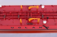 EVITA OIL TANKER Maquette de navire marchand norvégien en bois artisanal, polie et peinte, de forme irrégulière, thème nautique, cadeau d'affaires