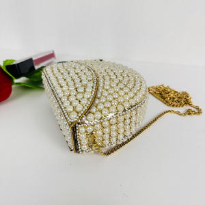 กระเป๋าเพชรหรูหรามาใหม่กระเป๋าคลัทช์โลหะพลอยเทียมกระเป๋าราตรีคุณภาพสูงสำหรับผู้หญิงโดย falak World ส่งออก - Product Image 3