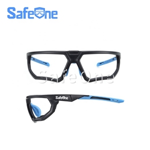 Lunettes de pickleball SafeOne AEGIS anti-buée, protection des yeux, ajustement stable, sans verres. - Product Image 1