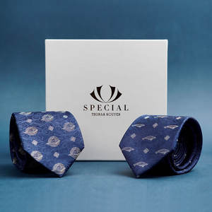 Corbata de hombre de seda pura de morera tejida en azul premium – Colección “Am Huong Dai Duong” CS8XDHS4 |   Colección Tinh Vu |   Vietnam - Product Image 4