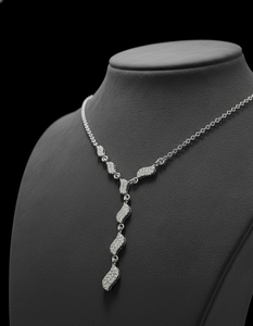 Collier élégant en argent sterling 925 plaqué or avec pendentif diamant, bijoux fins, cadeau de fête pour femmes, look de luxe léger pour mariage - Product Image 3