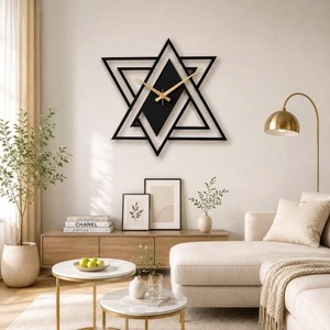 Horloge murale polygonale moderne en métal, mouvement à quartz silencieux, design or et noir, décoration pour la maison et le bureau - Product Image 3