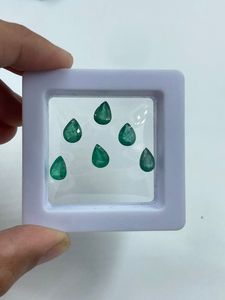 พลอยมรกตธรรมชาติคุณภาพดีที่สุดจากแซมเบีย รูปทรงลูกแพร์ 5.55 กะรัต 6x8 มม. สำหรับทำจี้ ขายส่ง - Product Image 5