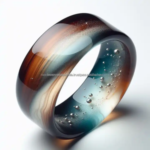 Brazalete adornado con intrincados adornos étnicos para mujeres: construcción ingeniosa y ligera - Product Image 3