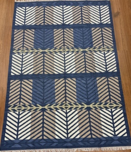 Alfombra Moderna de Diseño Geométrico, Rectangular, Azul Beige, Tejido Plano, Lana Acrílica Reversible, Alfombra para Sala de Estar con Borde de Flecos - Product Image 1