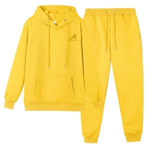 Colección de Conjuntos Deportivos para Hombre al Por Mayor al Mejor Precio, Tela de Primera Calidad con Atractivo Moderno - Product Image 1