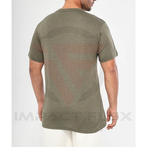 เสื้อยืดผู้ชายทรงบ็อกซี่สุดหรู สไตล์วินเทจ ล้างสีแบบแอซิด ผ้าคอตตอนหนา ทรงไหล่ตก รับสกรีนลายปักโลโก้ สตรีทแวร์ - Product Image 4