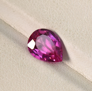 พลอยแซฟไฟร์สีชมพูทรงลูกแพร์เจียระไนแบบ Step Cut ขนาด 5x3 มม. 30x20 มม. ขนาดปรับเทียบแล้ว พลอยเพาะเลี้ยงในห้องปฏิบัติการ สำหรับทำเครื่องประดับ DIY - Product Image 3