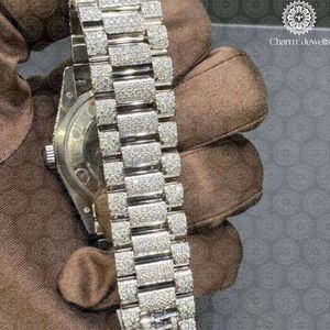 Montre de luxe pour femme Charm_Jewels, acier inoxydable, lunette sertie de diamants, mouvement à quartz analogique, boîtier rond de 38 mm, fermoir pliant - Product Image 4