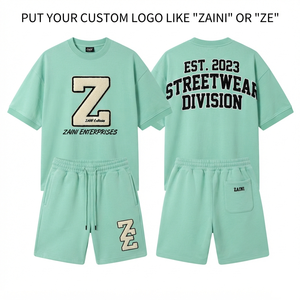 Conjunto de camiseta y pantalones cortos para hombre, 340 GSM, algodón premium, color verde menta, logotipo personalizado con bordado chenille, ropa urbana. - Product Image 1