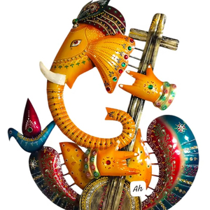 Colgador de pared tradicional de hierro de Lord Ganesha, organizador decorativo premium con 2 ganchos para sala de estar y hogar templario - Product Image 1