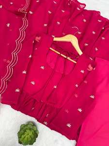 Presentamos Nuestro Nuevo Salwar Kameez Moderno Bordado con Modelado Realista para Bodas y Fiestas, de Secado Rápido - Product Image 5