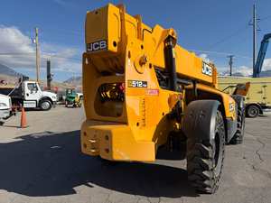 Chariot télescopique JCB d'occasion haute performance 512-56 / 512-26TC 17 m 5 443 kg pour terrains accidentés - Product Image 3