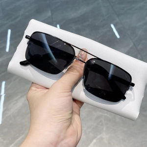 Square Oversized <b>Sunglasses</b> for Men and Women 2025 High-quality Metal Frame UV Resistant <b>Sunglasses</b> - Product Image 3
