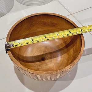 Tazón de madera hecho a mano con acabado natural tallado, diseño Wabi Sabi para servir alimentos, tazón de cocina ecológico. - Product Image 4