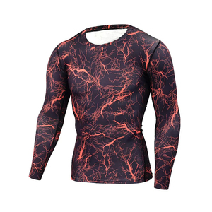 Chemises de compression pour hommes en polyester et élasthanne de haute qualité, sur mesure, couleur unie, pour la gym et le fitness. - Product Image 1
