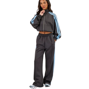 Conjunto Deportivo Corto para Mujer con Cremallera Completa, Rayas en Contraste, Pantalones Anchos con Cordón en la Cintura, Estilo Relajado de Dos Piezas para Streetwear - Product Image 1