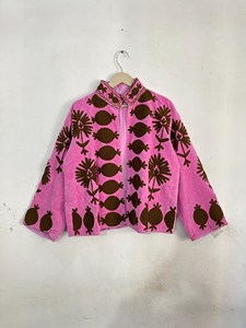 Veste en velours rose de style bohème avec broderie florale et abstraite marron artistique, vêtements d'extérieur pour femmes - Product Image 2