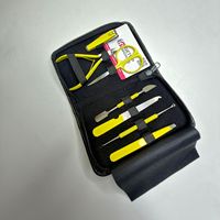 Ensemble de manucure et pédicure professionnel luxueux 8-en-1 en acier inoxydable, 20 pièces, kit de coupe-ongles portable et durable pour femmes, idéal pour les voyages