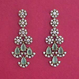 Exportador de Joyería Artesanal de la India, Kanhai Jewels, Amuleto de Latón con Circonita, Baño Mehndi, Diseño Clásico para Aniversario de Mujer 444131 - Product Image 3