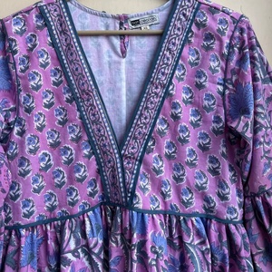 Nuevo Vestido Maxi Estilo Bohemio 100% Algodón, Estampado Floral, Cuello en V, Manga Larga, Vestido Maxi Largo Informal Tradicional para Mujer - Product Image 1