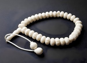 Custom Handmade Eco-Friendly Modern Bone Tasbih Islamic Prayer <b>Beads</b> for Daily Dhikr and Worship - Product Image 3