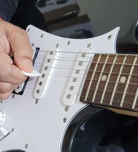 Organic material Camel bone 10 pcs set <b>Guitar</b> Picks <b>Plectrums</b> Tear Drop Shape For All Types Of <b>Guitars</b> - Product Image 4