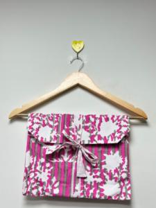 Ensemble de pyjama en coton écologique Sanganeri imprimé 3 pièces, chemise à boutons rayée florale rose, pantalon assorti, printemps, été, automne - Product Image 6