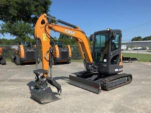 Miniexcavadora CX230 Amarilla, Compacta, para Construcción y Paisajismo - Product Image 3