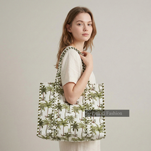 Bolso Tote Grande de Algodón Acolchado con Estampado Floral Hecho a Mano en India, para Mujer, Ideal para el Mercado, Verano y Otoño - Product Image 1