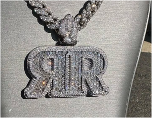 Pendentif personnalisé en moissanite certifiée GRA, lettre initiale Double R, style Hip Hop, en argent 925, entièrement serti de moissanite VVS véritable, pour soirée - Product Image 4