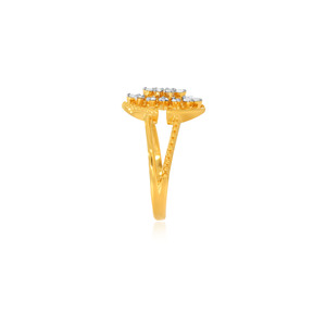 Bague Diamant Aura Distinctive Éclat Floral en Or Jaune 18K, Diamant Rond Taille Brillant 1,00 CT, Bague Ouverte à Grappe Florale - Product Image 3