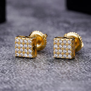 Clous d'oreilles carrés en moissanite plaqué or brillant, sertis de diamants, en argent sterling 925, bijoux de luxe glacés - Product Image 1
