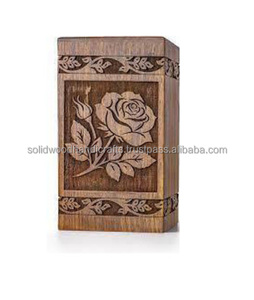 Boîte d'urne en bois faite à la main pour cendres humaines urnes funéraires pour hommes et femmes urnes de haute qualité - Product Image 1