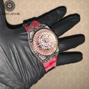 Montre de luxe Charm_Jewells en acier inoxydable, boîtier polygonal de 45 mm, mouvement à quartz analogique, mode masculine, accents de diamants, bracelet en caoutchouc - Product Image 4