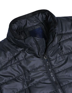 Chaqueta Acolchada de Fabricación Pakistaní, Manga Larga, Cuello Alto, Chaqueta Acolchada Negra Clásica para Hombre, Cierre de Cremallera, Ropa de Abrigo Cálida para Invierno - Product Image 4