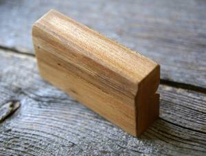 Caja de Anillos de Madera Pulida, Forma Rectangular, Diseño Clásico Hecho a Mano con Cierre Magnético para Guardar Joyas - Product Image 4