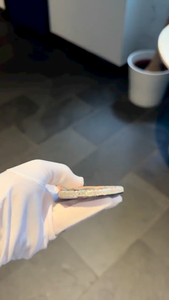 Colgante con inicial RV estilo Iced Out, chapado en rodio sobre plata, con diamante de moissanita VVS, medallón redondo, ala de ángel, amuleto Hip Hop, regalo - Product Image 3