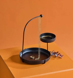 Présentoir à bijoux design arbre avec crochets multi-branques, support pour colliers et bracelets, base ronde, élégant pour vanité - Product Image 5