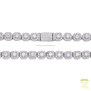 Collar de tenis con diamantes cultivados en laboratorio y plata de ley 925, con diseño de eslabones tipo cojín y patrón de piedras engastadas, joyería de lujo contemporánea - Product Image 4